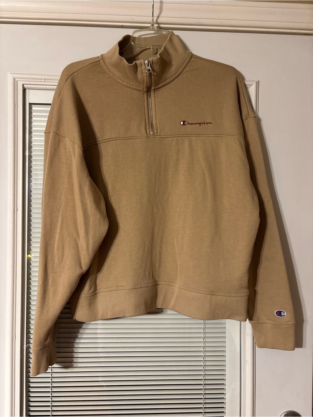 Champion Women’s half Zip-Up Sweatshirt